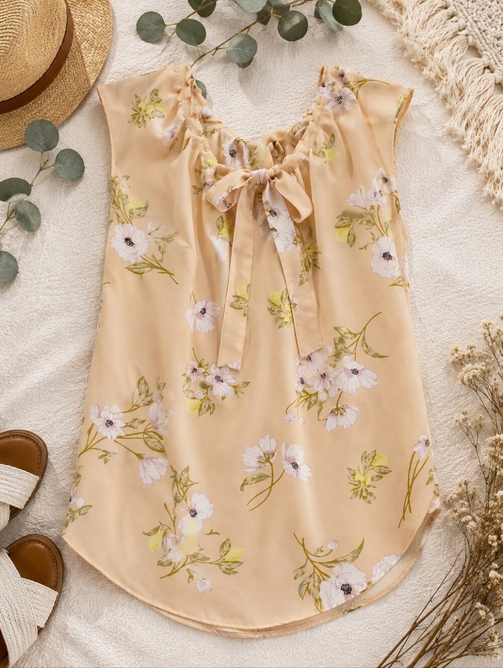 LC Lauren Conrad Peach Floral Cap Sleeve Blouse